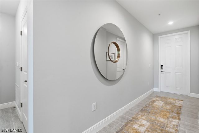 2560 Seychelles DR 1003, Naples, FL 34112