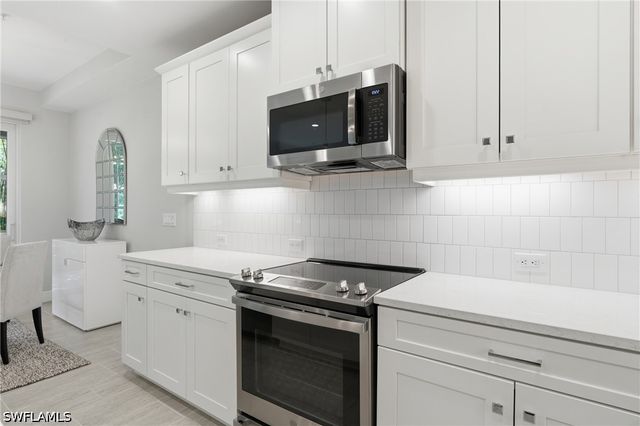 2560 Seychelles DR 1003, Naples, FL 34112