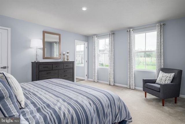 102 LIMESTONE DR, Dillsburg, PA 17019