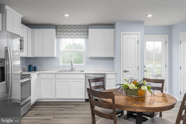 102 LIMESTONE DR, Dillsburg, PA 17019