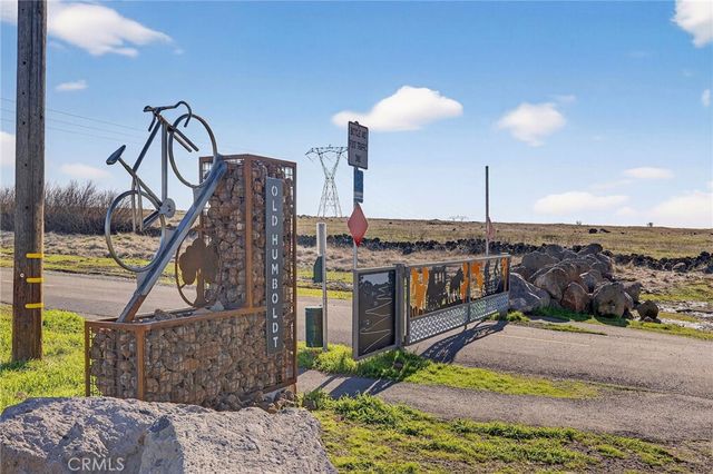 2855 Pin Oak Lane, Chico, CA 95928