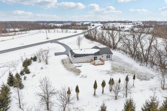 N8370 County Road A, Watertown, WI 53094