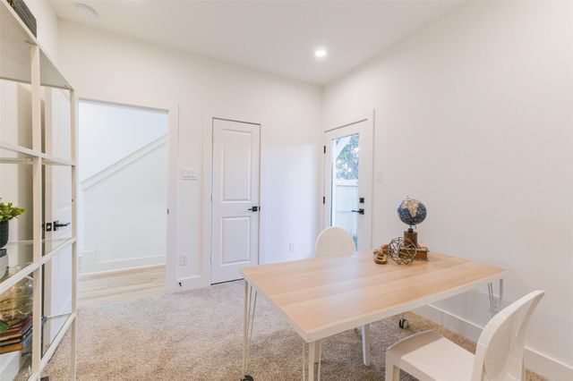 8323 Brecha Ln Lane, Houston, TX 77055