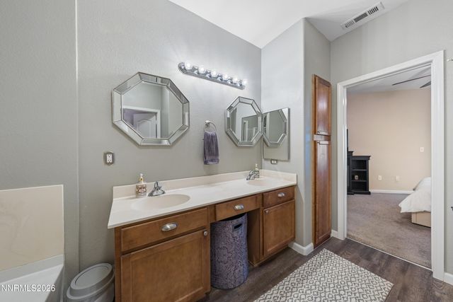 9050 Double R Boulevard 1724, Reno, NV 89521