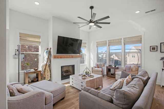 194 Phillips Bnd, Spring Hill, TN 37174