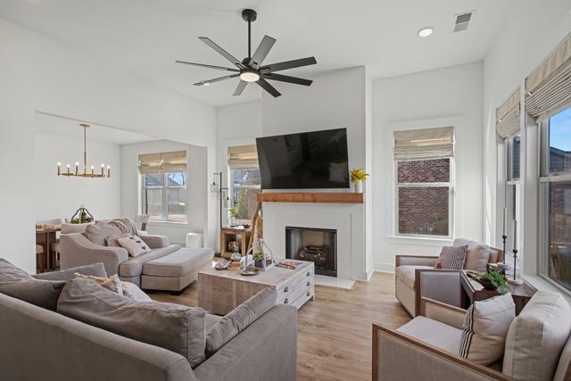 194 Phillips Bnd, Spring Hill, TN 37174