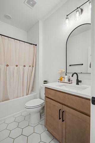 194 Phillips Bnd, Spring Hill, TN 37174