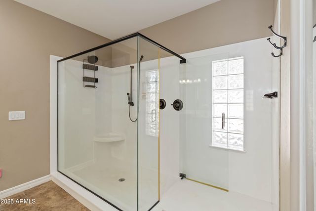 2574 E DONATO Drive, Gilbert, AZ 85298