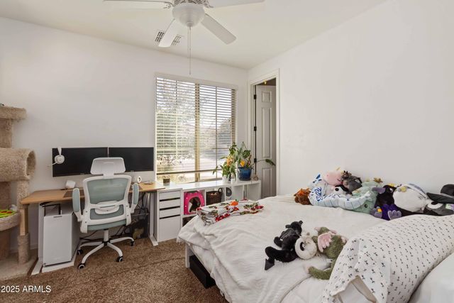 2574 E DONATO Drive, Gilbert, AZ 85298