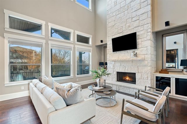 905 Madison Fork DR, Austin, TX 78738