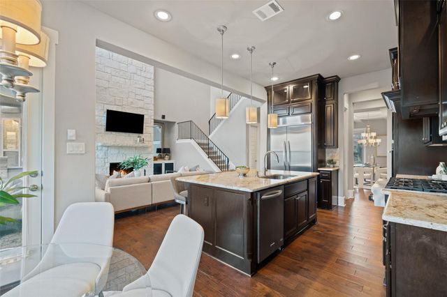 905 Madison Fork DR, Austin, TX 78738