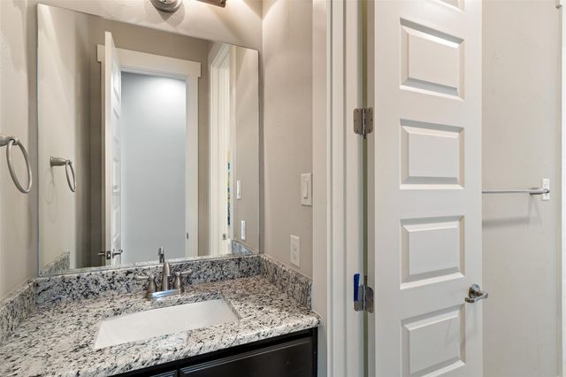 905 Madison Fork DR, Austin, TX 78738