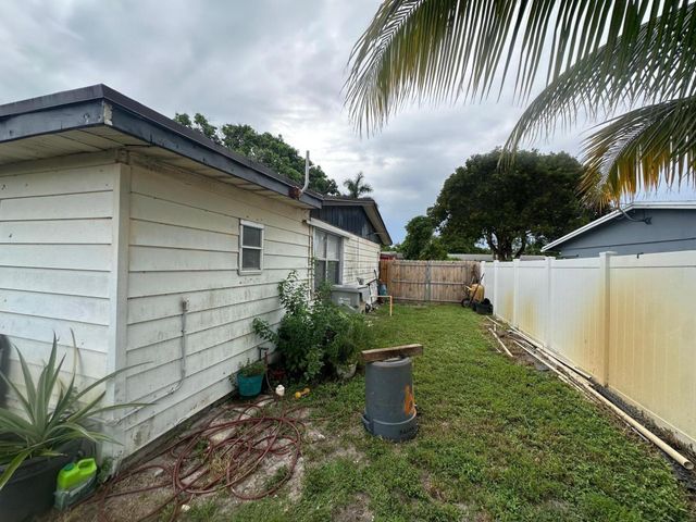 2930 NE 10 Terrace, Pompano Beach, FL 33064