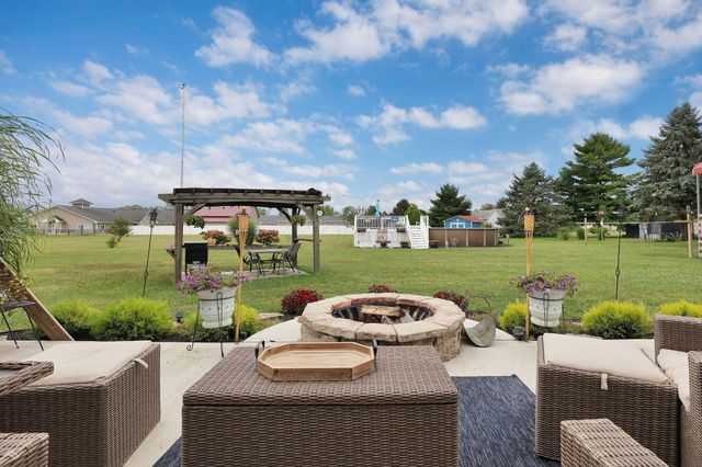2206 State Route 56, London, OH 43140
