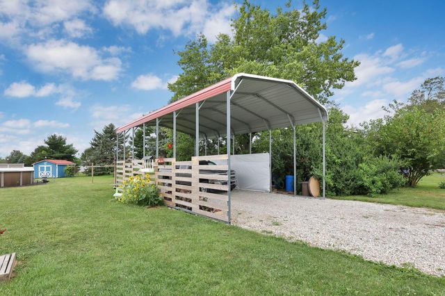 2206 State Route 56, London, OH 43140