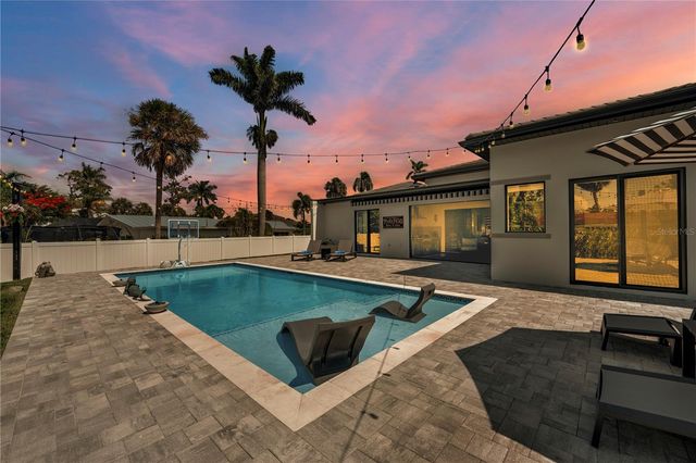 1324 LONGWOOD DRIVE, Fort Myers, FL 33919