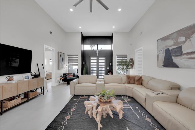 1324 LONGWOOD DRIVE, Fort Myers, FL 33919