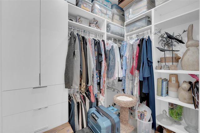 1324 LONGWOOD DRIVE, Fort Myers, FL 33919