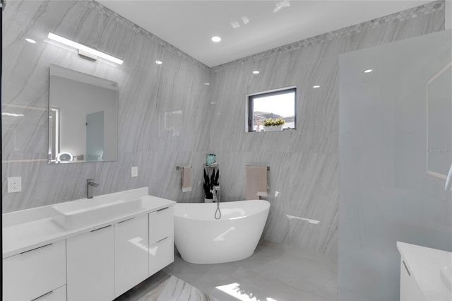 1324 LONGWOOD DRIVE, Fort Myers, FL 33919