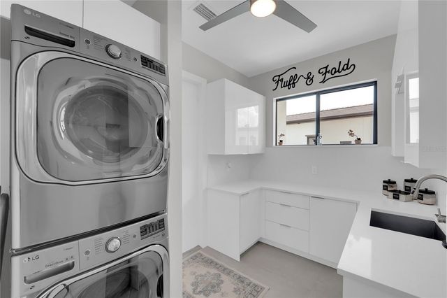 1324 LONGWOOD DRIVE, Fort Myers, FL 33919