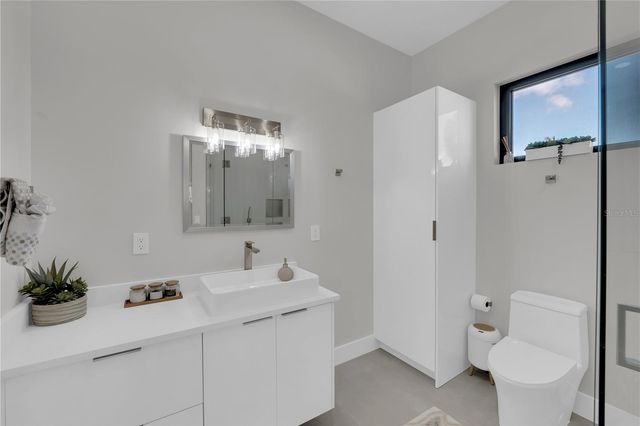 1324 LONGWOOD DRIVE, Fort Myers, FL 33919