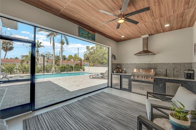 1324 LONGWOOD DRIVE, Fort Myers, FL 33919