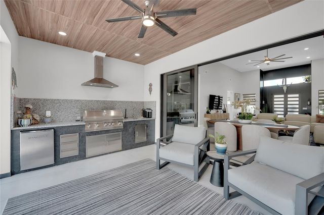 1324 LONGWOOD DRIVE, Fort Myers, FL 33919