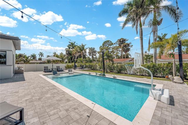 1324 LONGWOOD DRIVE, Fort Myers, FL 33919