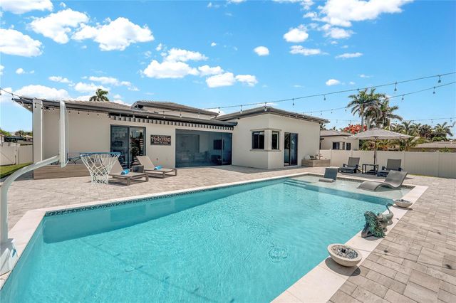 1324 LONGWOOD DRIVE, Fort Myers, FL 33919