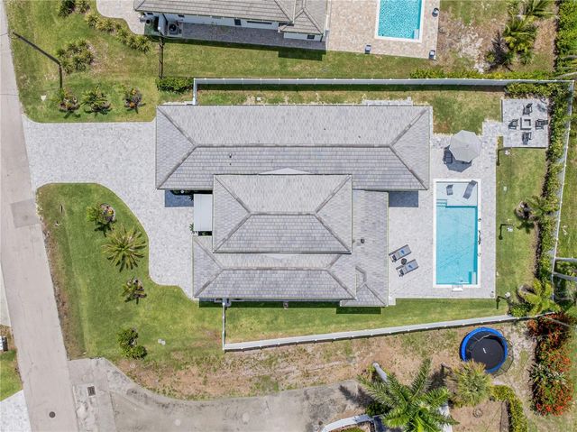 1324 LONGWOOD DRIVE, Fort Myers, FL 33919