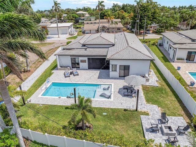 1324 LONGWOOD DRIVE, Fort Myers, FL 33919