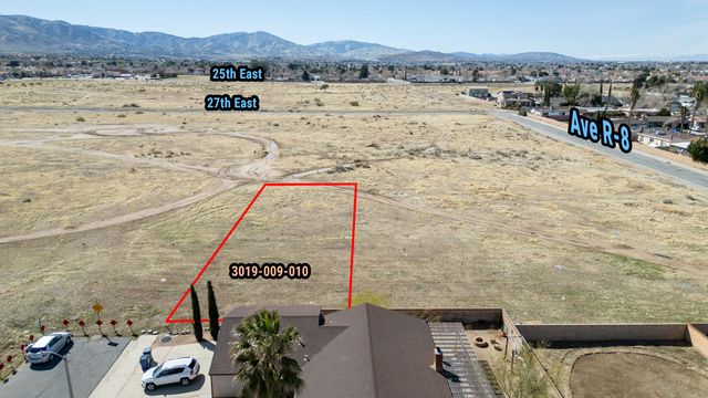 Cor Ave R9 28th Ste, Palmdale, CA 93550