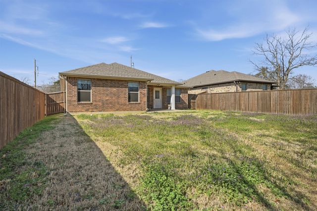2209 N Hickory Street, Sherman, TX 75092