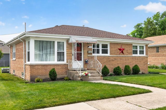 5012 N Busse Avenue, Chicago, IL 60656