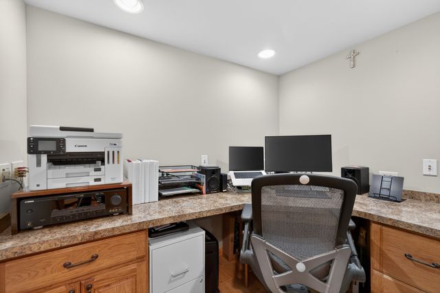 5012 N Busse Avenue, Chicago, IL 60656