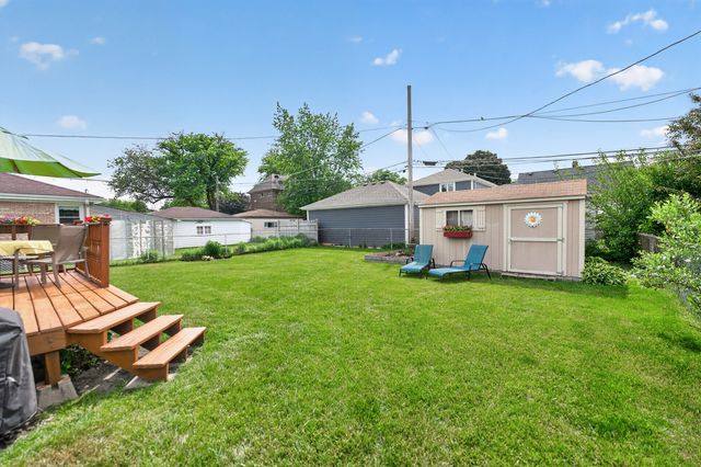 5012 N Busse Avenue, Chicago, IL 60656
