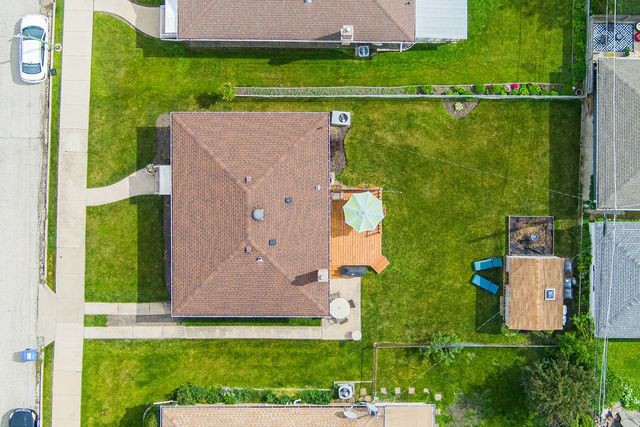 5012 N Busse Avenue, Chicago, IL 60656