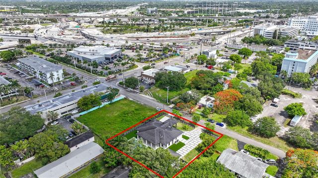 152 NW 165th St, Miami, FL 33169