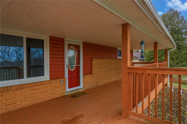 138 Crissinger, Hempfield Twp, PA 15601