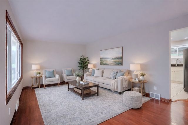 138 Crissinger, Hempfield Twp, PA 15601