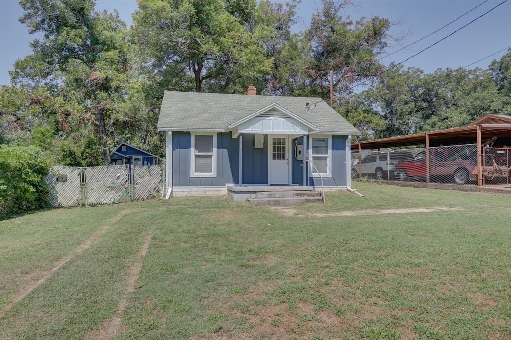 1310 Strickland, Bellmead, TX 76705