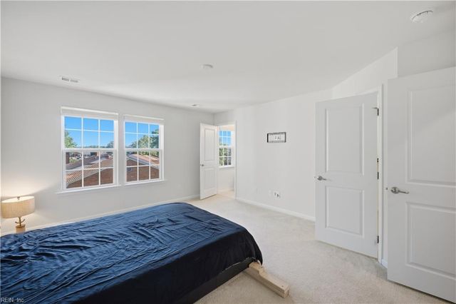 315 W Constance Rd Unit 322, Suffolk, VA 23434