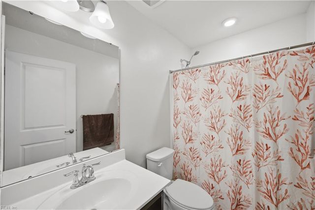 315 W Constance Rd Unit 322, Suffolk, VA 23434