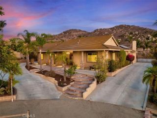 512 Draft Horse Place, Norco, CA 92860