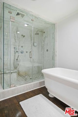 10576 Lindbrook Drive, Los Angeles, CA 90024