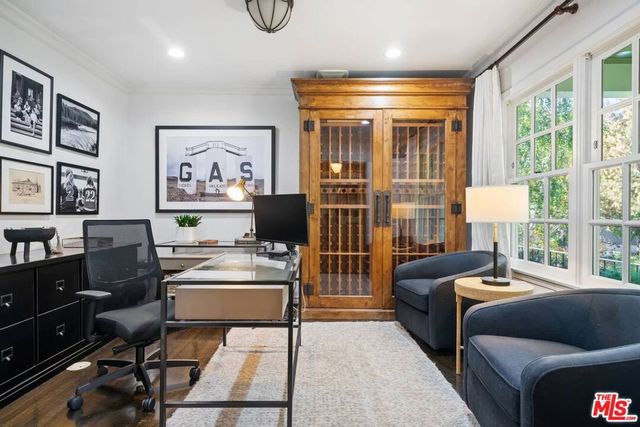 10576 Lindbrook Drive, Los Angeles, CA 90024