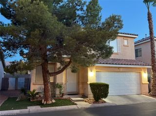 951 Clear Diamond Avenue, Las Vegas, NV 89123