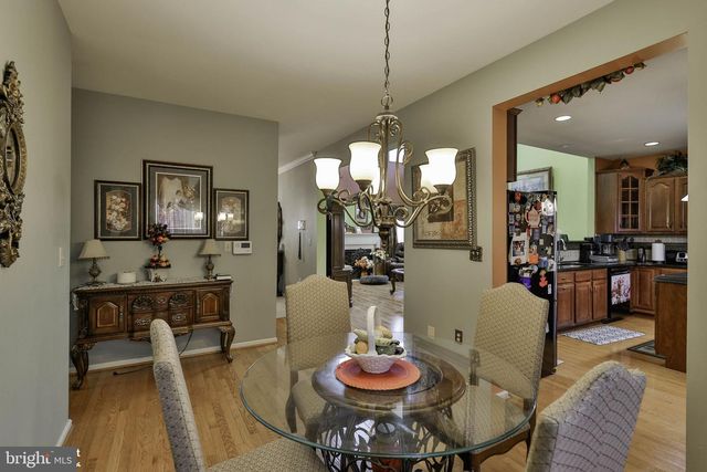 1327 WHEATLAND AVE, Pennsburg, PA 18073