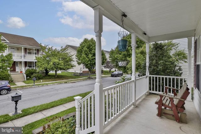 1327 WHEATLAND AVE, Pennsburg, PA 18073