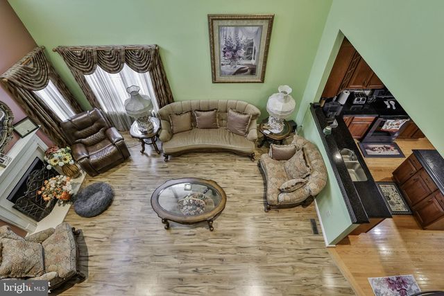 1327 WHEATLAND AVE, Pennsburg, PA 18073